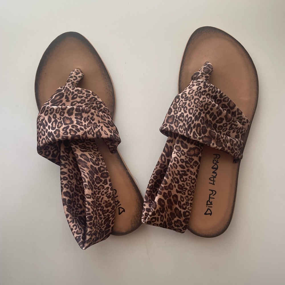 NWT Leopard sandals size 6